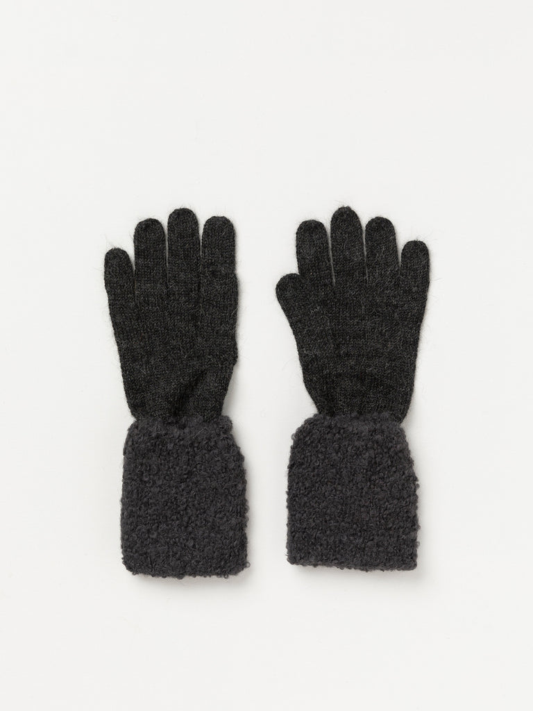 Charcoal gloves