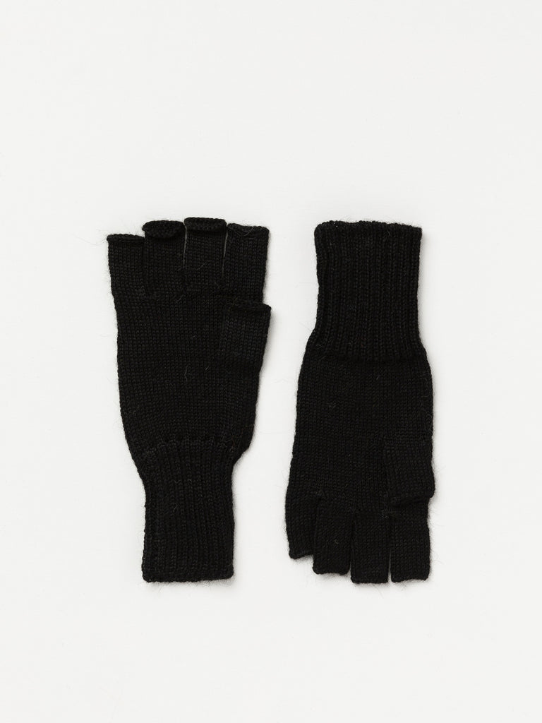 Black gloves