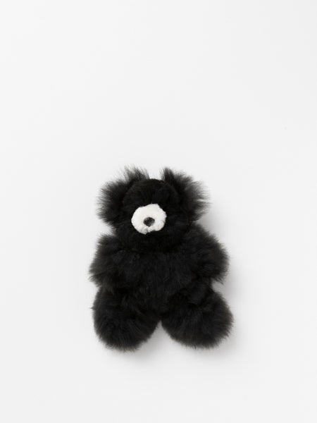 Black teddy bear